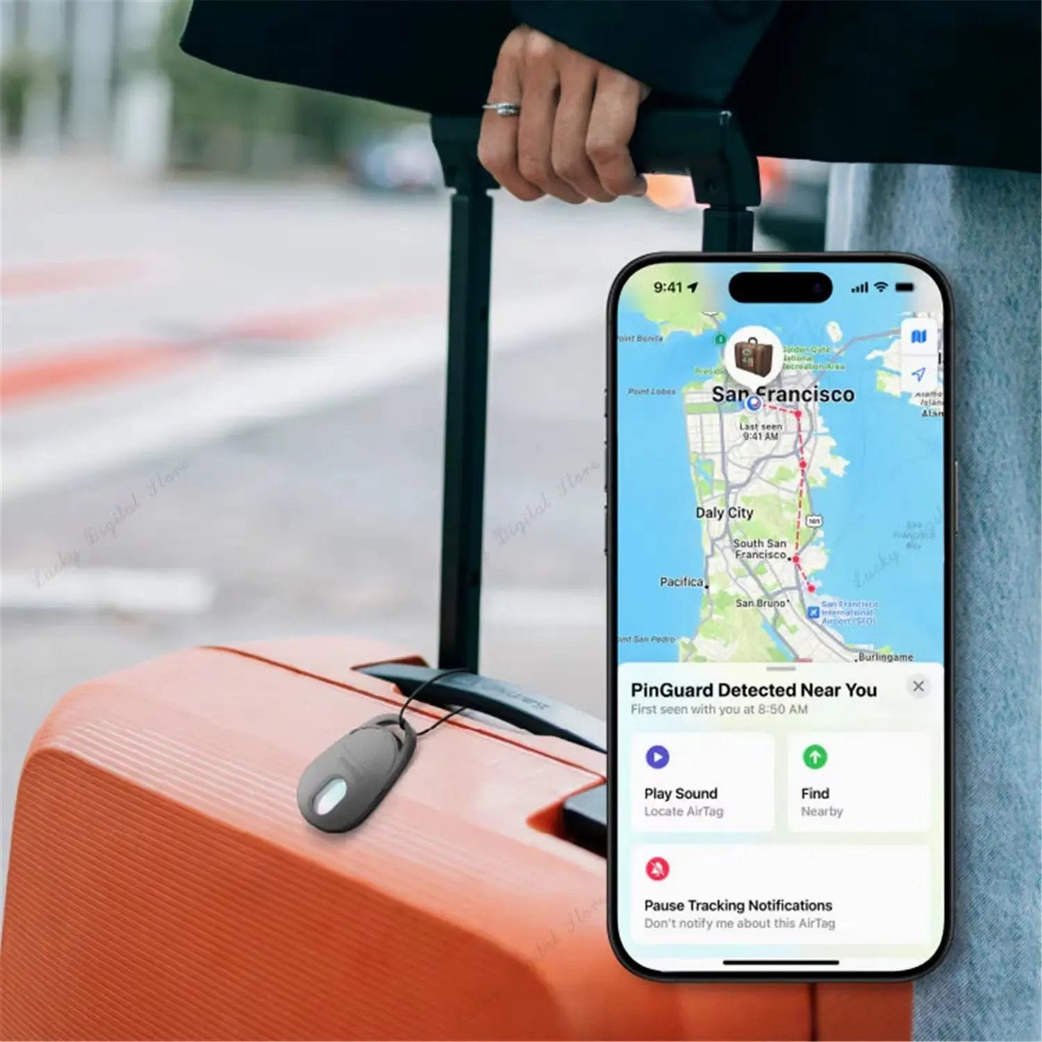 MOMAX PinGuard: Smart Tracker & Hidden Camera Detector with Apple Find My Integration.